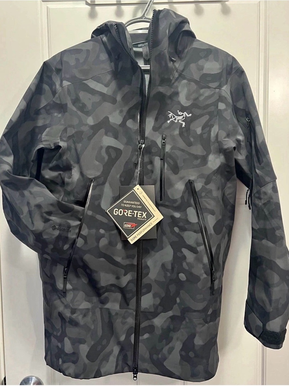 Arc'teryx Women’s Black Grey Camouflage GORE-TEX Sentinel Relaxed Jacket